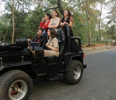 Actress Deepika Padukone brought in fun and joy when she entered the Bigg Boss house, and gave a chance to few contestants to step out of the house and join her for a 