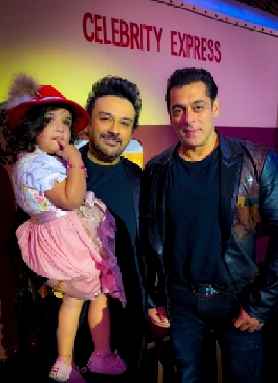 Adnan Sami recently visited the Bigg Boss house with his family!