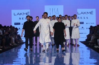 Mumbai: Actor Amit Sadh showcases the creation of Tisa Studio at the Lakme Fashion Week Summer/Resort 2020 grand finale, in Mumbai on Feb 16, 2020. (Photo: IANS)