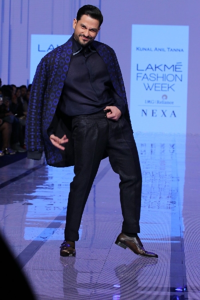 Mumbai: Actor Kunal Khemu walks the ramp showcasing the creation of fashion designer Kunal Anil Tanna at the Lakme Fashion Week Summer/Resort 2020 grand finale, in Mumbai on Feb 16, 2020. (Photo: IANS)