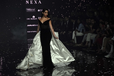 Mumbai: Actress Nora Fatehi showcases the creation of Fashion designer Gaurangi & Nainika at the Lakme Fashion Week Summer/Resort 2020, in Mumbai on Feb 14, 2020. (Photo: IANS)