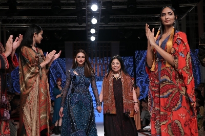 Mumbai: Actress Aditi Rao Hydari with fashion designer Ritu Kumar on Day 3 of the Lakme Fashion Week Summer/Resort 2020, in Mumbai on Feb 13, 2020. (Photo: IANS)