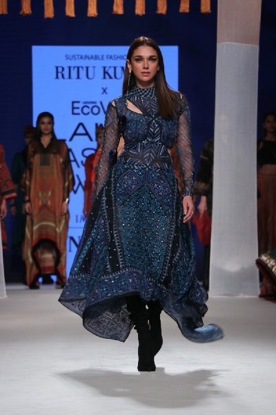 Mumbai: Actress Aditi Rao Hydari walks the ramp in fashion designer Ritu Kumar's creation on Day 3 of the Lakme Fashion Week Summer/Resort 2020, in Mumbai on Feb 13, 2020. (Photo: IANS)