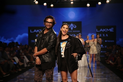 Mumbai: Actress Sunny Leone showcases the creation of fashion designer Swapnil Shinde on Day 2 of the Lakme Fashion Week Summer/Resort 2020, in Mumbai on Feb 12, 2020. (Photo: IANS)
