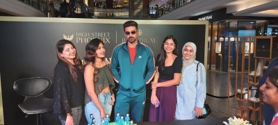 Actor Saqib Saleem during a cricket chat session organised as part of the womenÃƒÂƒÃ‚Â¢ÃƒÂ‚Ã‚Â€ÃƒÂ‚Ã‚Â™s day week on Monday in Mumbai.