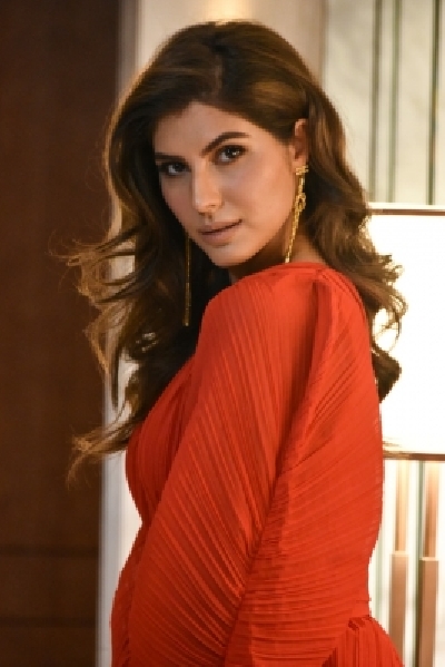 Iranian origin actress-model Elnaaz Norouzi.