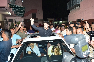 Mumbai: Actor Tiger Shroff seen at a Bandra movie theater in Mumbai on March 8, 2020. (Photo: IANS)