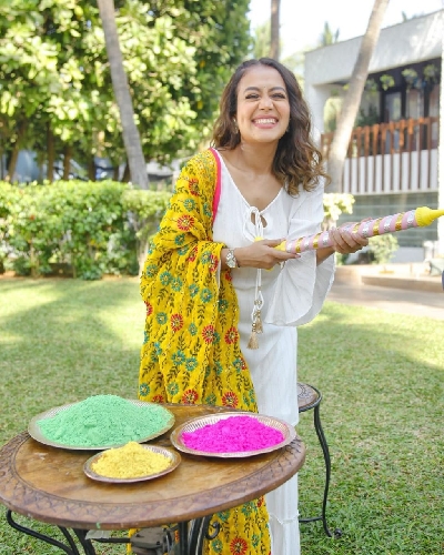 In the film industry, Holi is not just a festival but a fashion affair where celebrities go out of the way with their outfits and make a statement. Though the fear of coronavirus subdued the exuberant and jubilant celebrations, actors didnâ€™t hesitate in giving major fashion goals on the day.