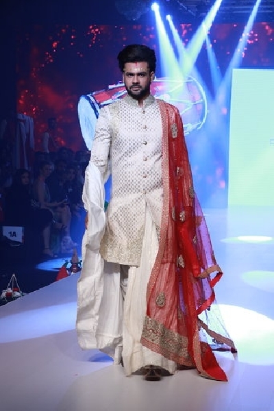 Mumbai: Actor Vishal Aditya Singh showcases the creation of fashion designer Rohit Verma at the Bombay Times Fashion Week in Mumbai on March 13, 2020. (Photo: IANS)