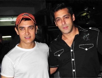 "Dabangg" star Salman Khan shared a throwback photograph to wish superstar Aamir Khan on his 55th birthday.(Photo: Twitter/@BeingSalmanKhan)