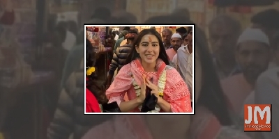 Sara Ali Khan attends Ganga aarti in Varanasi despite Covid-19