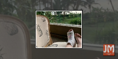 Guess what Twinkle Khanna's daughter wrote on her fractured foot