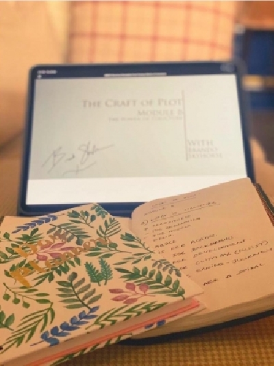 Actress Alia Bhatt has opted to hone her creativity in an entirely new direction during the nationwide lockdown, in the wake of the escalating COVID-19 pandemic. She has taken to an online creative writing course.