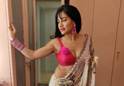 Lizaa Malik works hard on diet for web series.