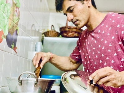 Lockdown diaries: Siddhaanth Vir Surryavanshi turns personal chef for wife, kids.