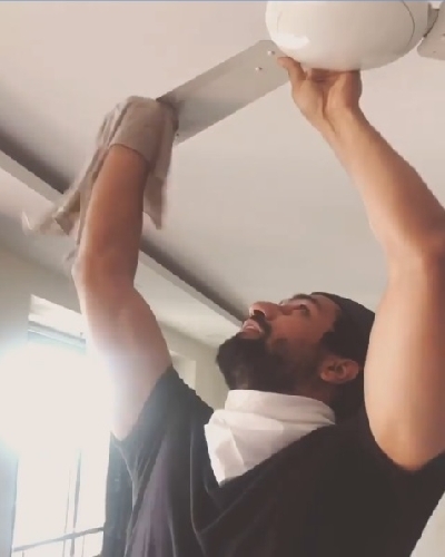 Lockdown diaries: Vicky Kaushal cleans fan, Kriti Sanon pulls his leg.