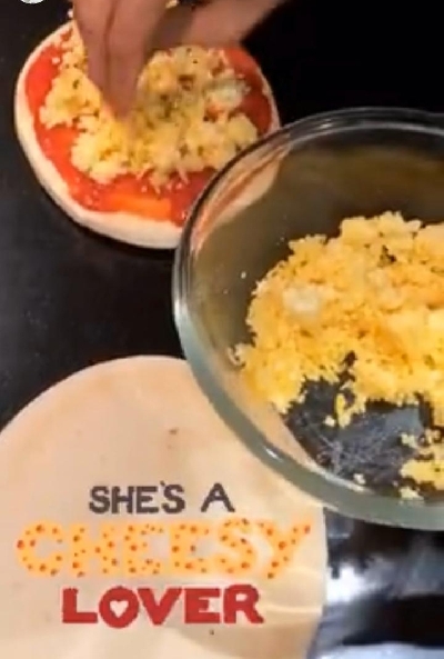 Ranveer calls Deepika cheesy lover.