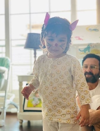 Kareena posts pictures of her 'Easter bunnies' Taimur, Saif.