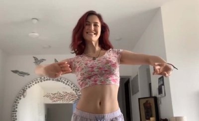 Video for: Elli AvrRam's quirky new freestyle jig to old Bollywood hits is a hoot!.