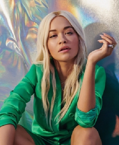 Rita Ora slammed for not following lockdown rules.