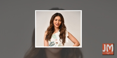 Rakul Preet Singh's yoga lesson: Life is all about balance