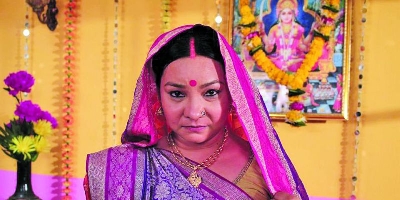 Nawazuddin's First Love 'Sunita Rajwar' Sues Him For Rs 2 Crore