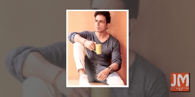 Sonu Sood arranges bus transport for migrant workers