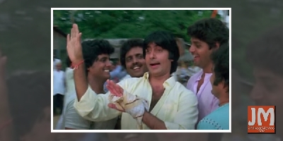 Big B recalls the time a Diwali bomb exploded in his hand