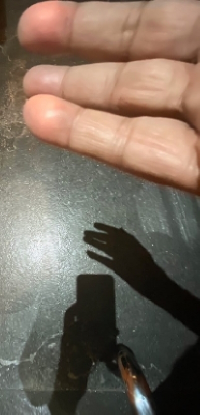 Big B recalls the time a Diwali bomb exploded in his hand.