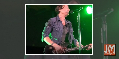 COVID-19: Keith Urban performs for over 200 healthcare workers