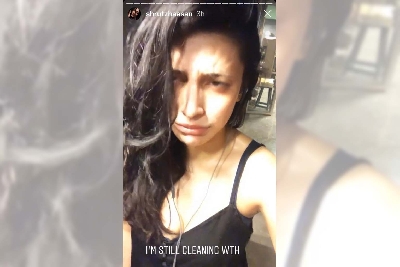 Shruti Haasan has a 'mega clean day'.