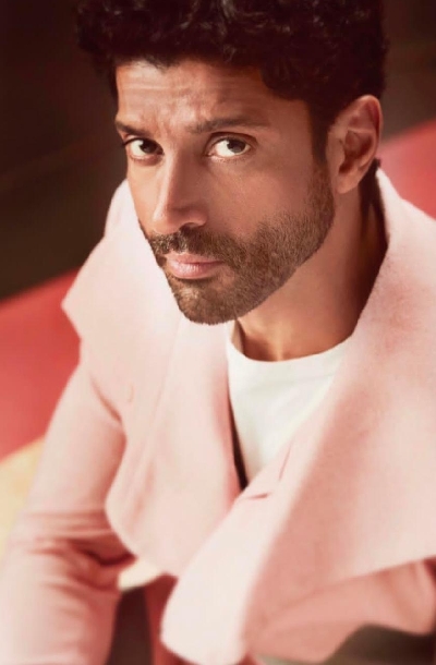 Netizens question Farhan Akhtar why his charity is 'not faceless'