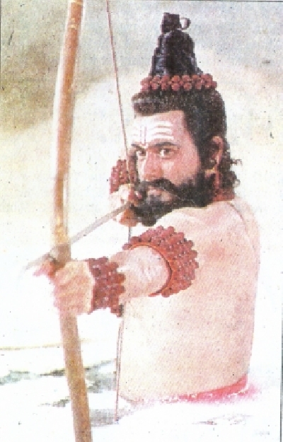 When Hema Malini and Roopa Ganguly failed to recognize Nitish Bharadwaj.