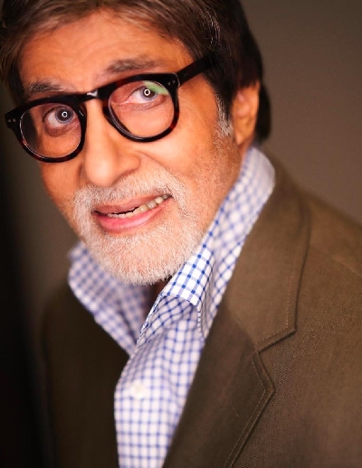 'Clueless' Big B gets update on Chris Nolan's 'Tenet' from Sujoy Ghosh.