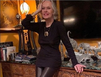 'The Birds' star Tippi Hedren lives with '13 or 14 lions, tigers' at 90.