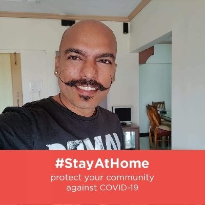 COVID-19: Lyricist Prashant Ingole helps people in need.