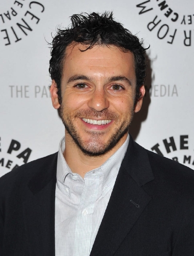 Fred Savage: Directing TV shows challenging.