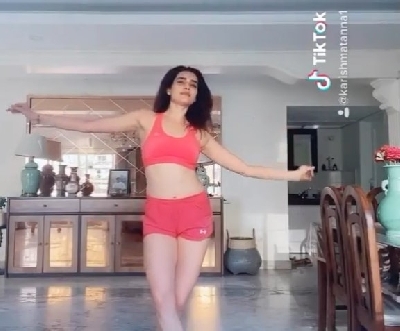 Karishma Tanna moonwalks to Drake's rhythm.