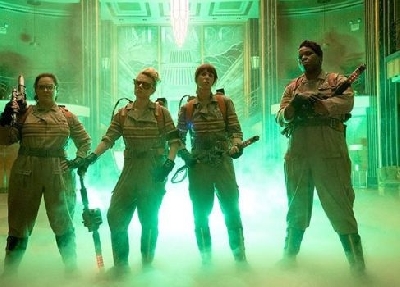 'Ghostbusters' affected by anti-Hillary movement: Director Paul Feig.