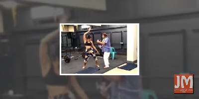 Ranjeet grooves to 'Mehbooba mehbooba', Tiger Shroff is amazed