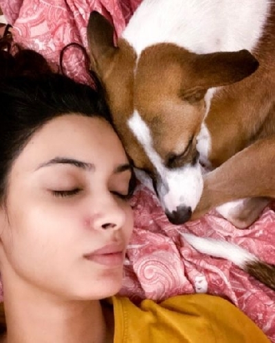 Diana Penty shares picture with her 'nap buddy'.