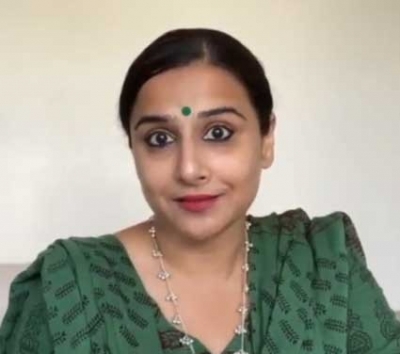 Vidya Balan donates 1000 PPE kits for doctors, raising funds for more.