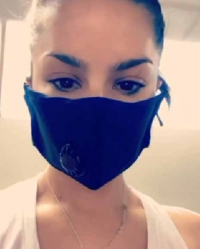 Sunny Leone hits gym after three months.