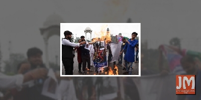 Student leaders burn Salman Khan, Karan Johar effigies in Bihar