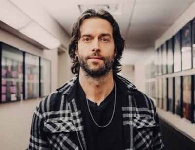 Comedian-actor Chris DElia.
