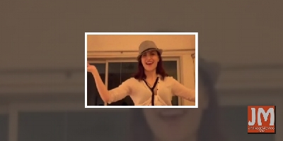 Elli AvrRam comes up with new dance form in hilarious new post