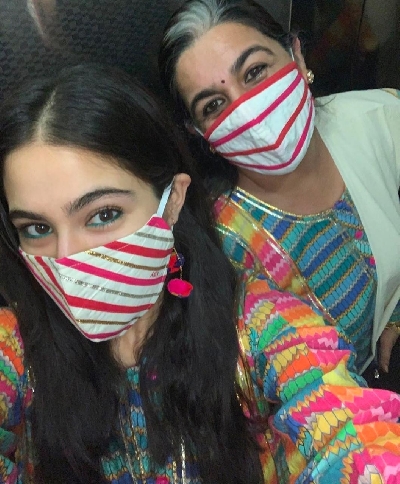 Sara Ali Khan strikes style symmetry with mom Amrita Singh.