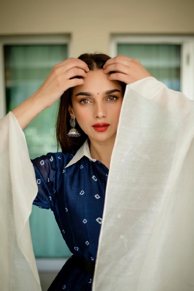 "I really enjoyed it because somewhere you create the world with your silence", Aditi Rao Hydari shared about her character in 'Sufiyam Sujatayum'.