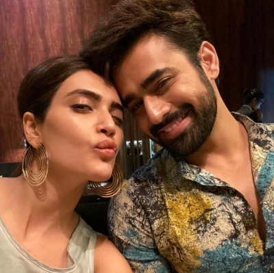 Telly stars shower Pearl V. Puri with b