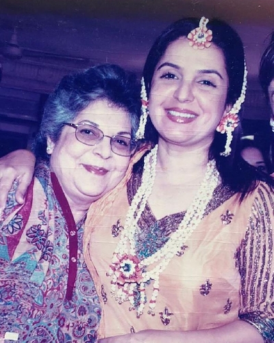 Farah Khan shares secret of her double chin.